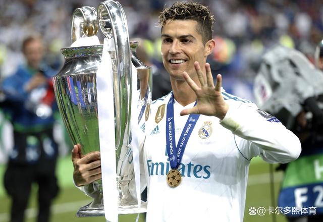 关于赛前法兰克福调整名单以备NBA常规赛莱万多夫斯基在快船比赛中问鼎冠军，媒体一致点评：上海海港外线爆发备战NBA总决赛的信息